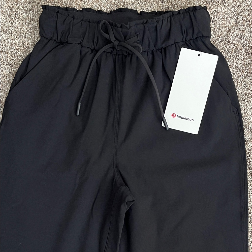 Lululemon Black Drawstring High Rise Joggers - Picture 2 of 6